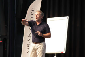 Dr. Jens Tomas - Keynotspeaker